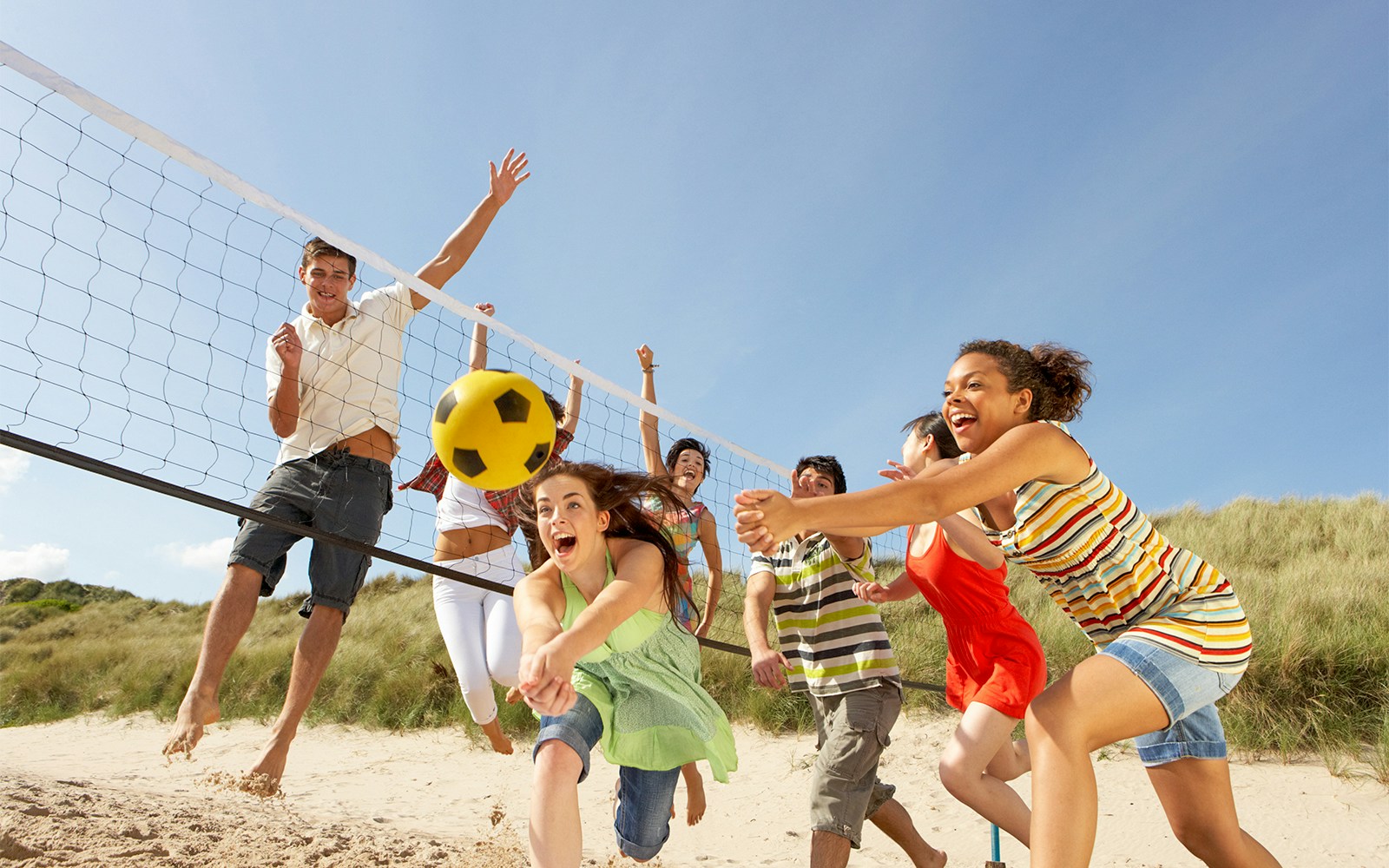 Beach volleyball 