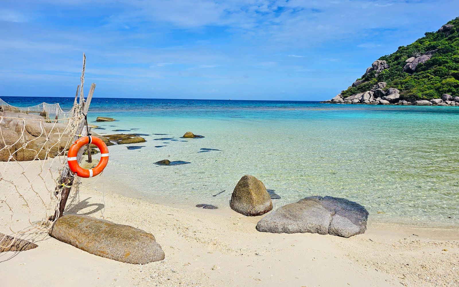 From Koh Tao: Nang Yuan Island Round-Trip Boat and Hotel Transfers