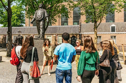 Anne Frank Walking Tour with Jewish Quarter, Synagogue & Museums Visit