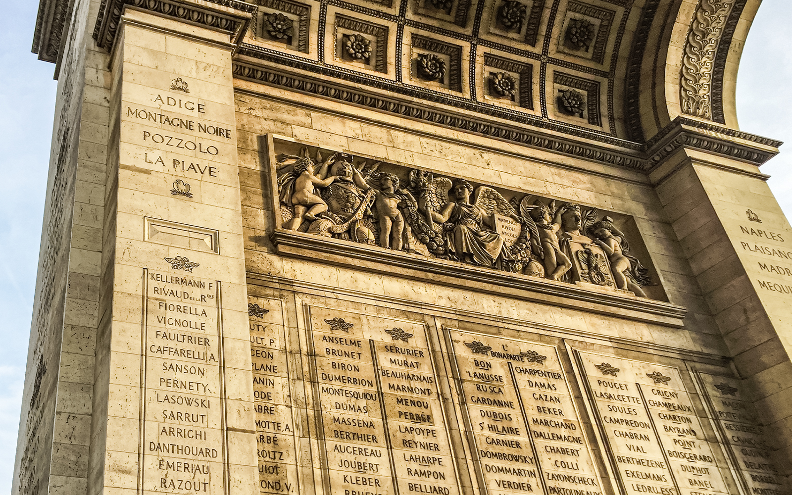 Engraving on Arch De Triomphe