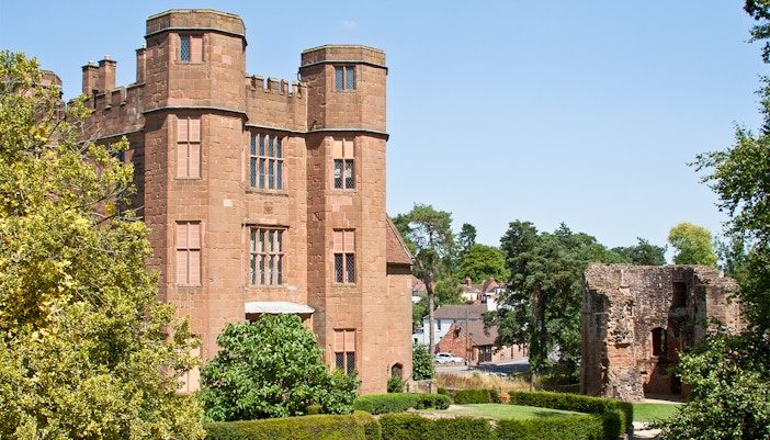 Kenilworth Castle ruins with Elizabethan Garden in Warwickshire, England.