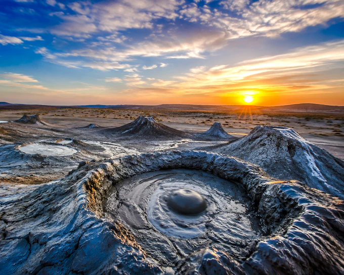 From Baku: Gobustan Mud Volcanoes, Ateshgah Fire Temple & Yanar Dag Tour (Product 56449)