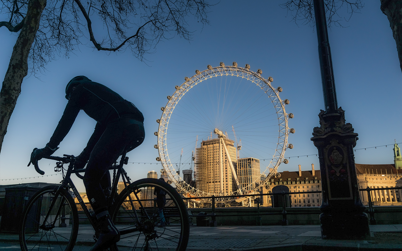 Directions to <Royal Observatory Greenwich> by cycle
