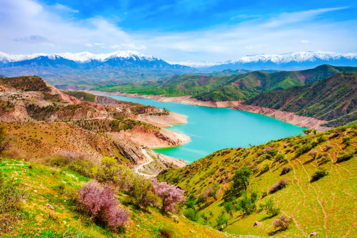 From Samarkand: Takhtakaracha Pass, Hisorak Reservoir & Plateau of Demons Tour with Boat Cruise Image 4