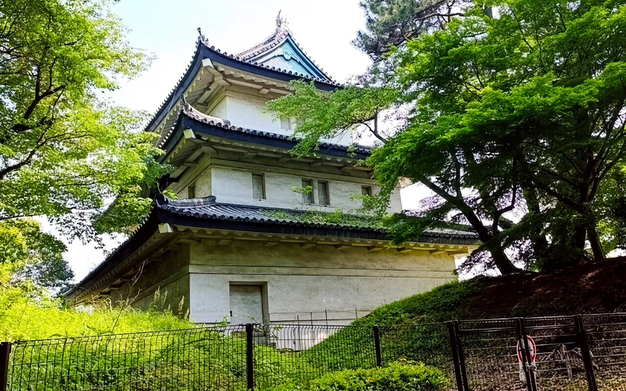 Tokyo : Palais impérial, jardins de l'Est et château d'Edo : visite guidée à pied — 9