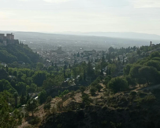 Granada Secrets of Sacromonte: Self-Guided City Exploration Game