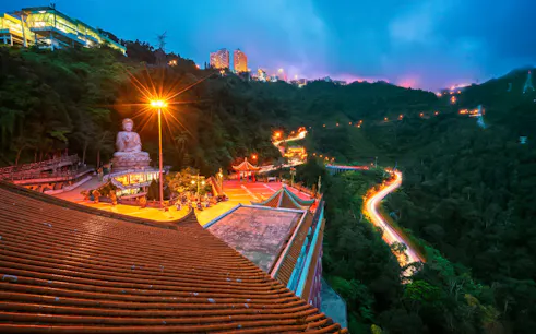 vanuit kuala lumpur: dagtocht naar genting highlands met de awana skyway-kabelbaan en een fotostop bij de batu-grotten-1