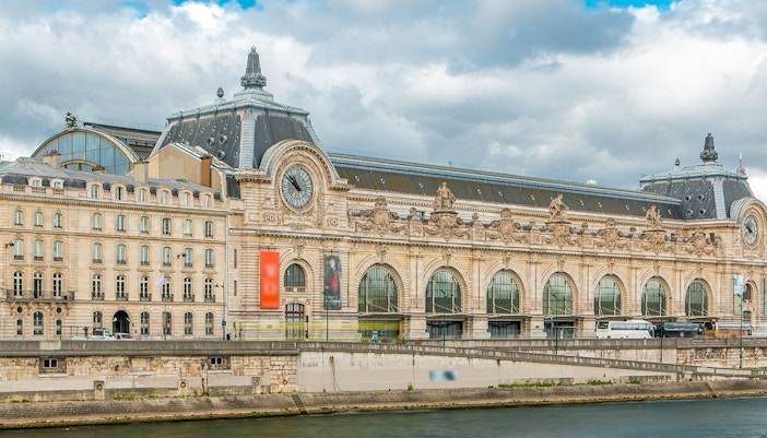 Musée d’Orsay - Bateaux Mouches Cruise
