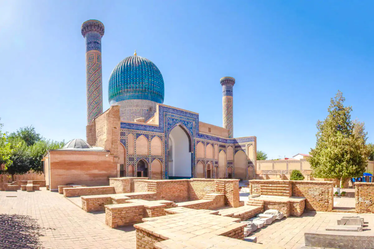 samarkand guided city tour with transport: registan, gur-emir, shakhi-zinda-1