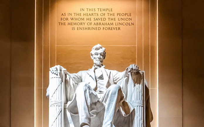Abraham Lincoln statue inside the Lincoln Memorial, Washington DC.