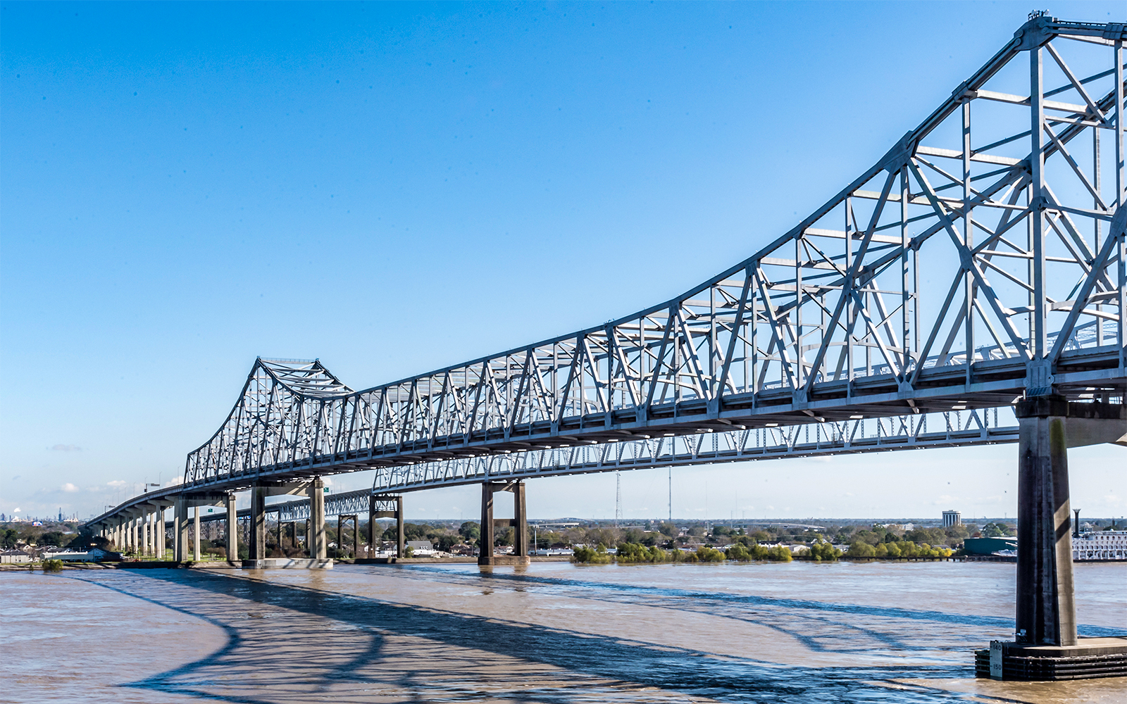 Crescent City Connection Bridge spanning the Mississippi River in New Orleans.