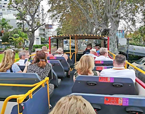 Panoramic views with open-top double-decker buses