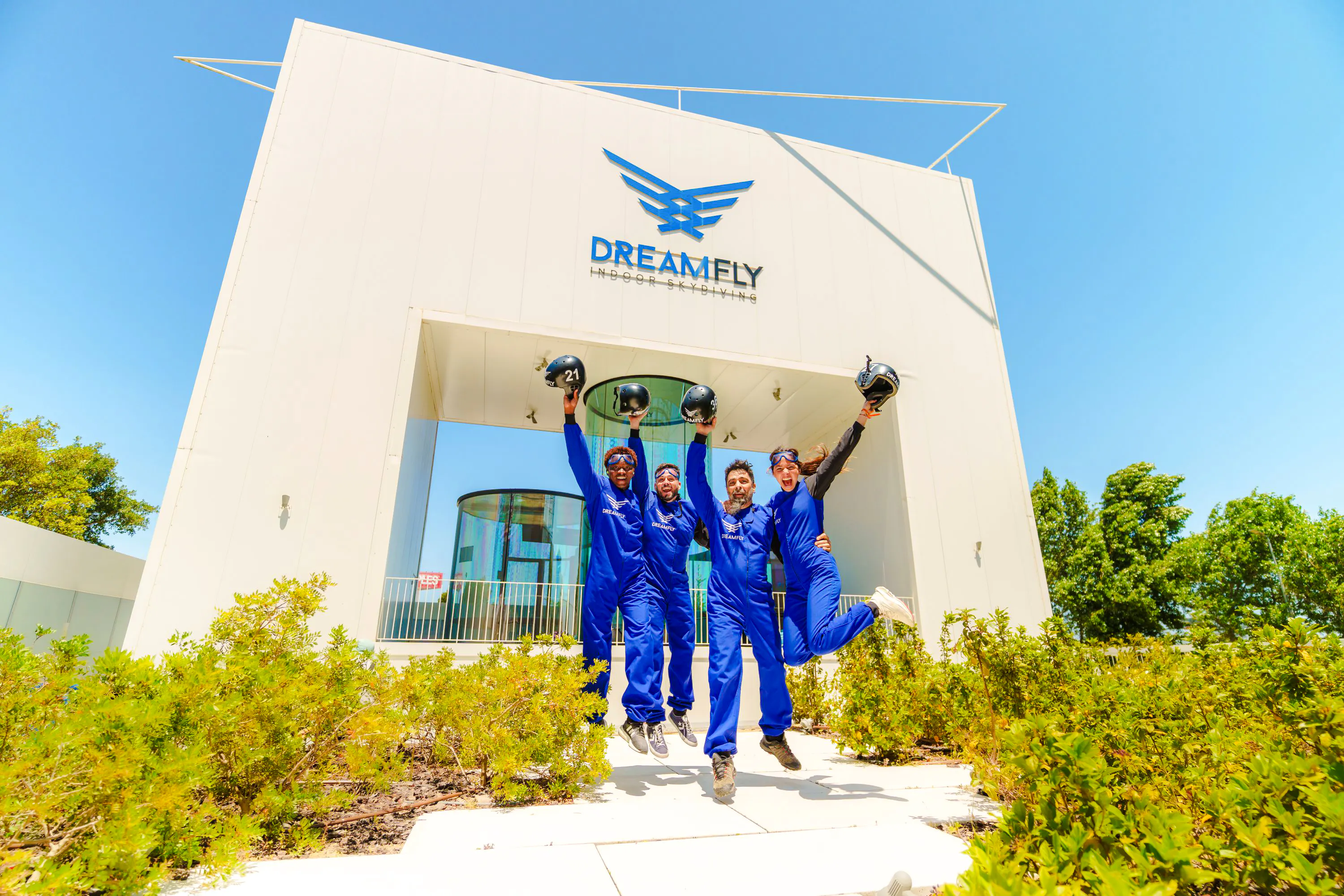 lisbon indoor skydiving at dreamfly-1