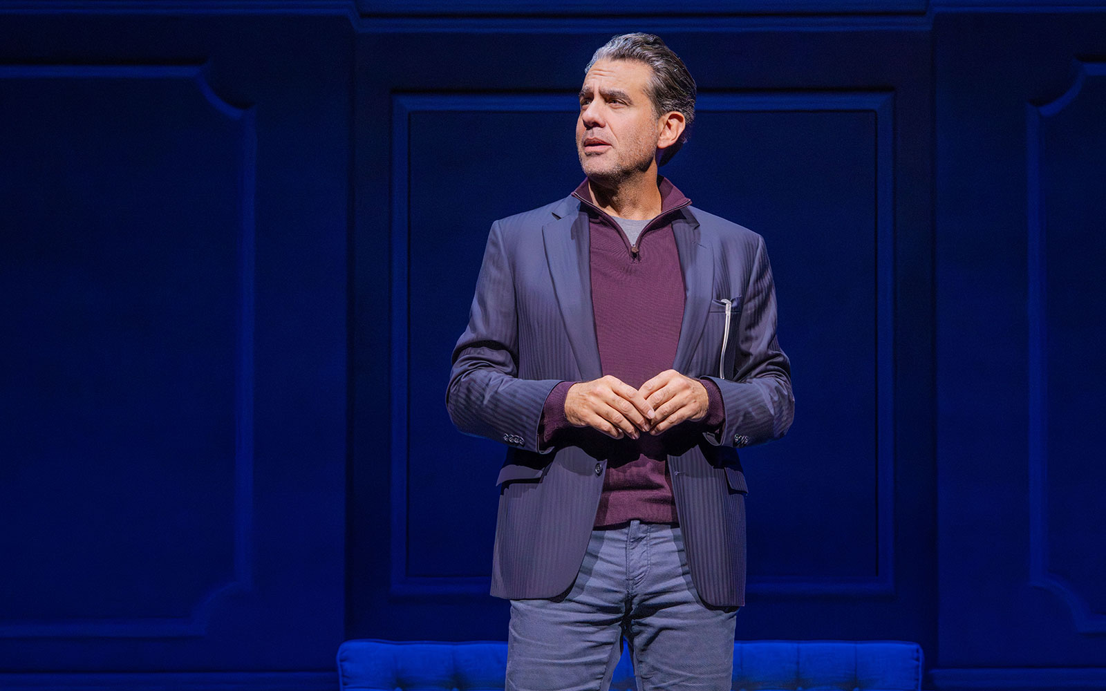 Performer on stage during Art Broadway show.