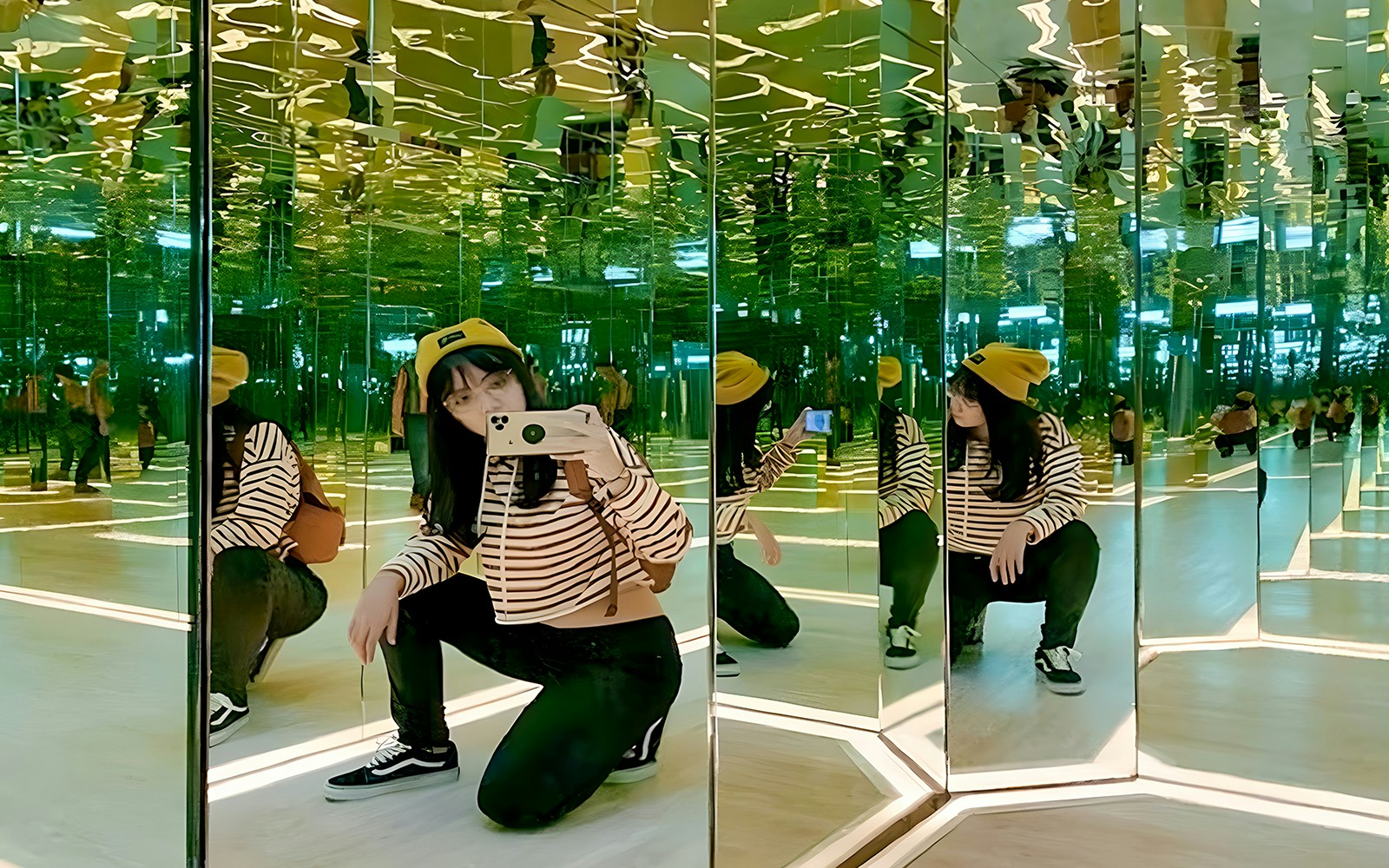 Woman posing in the Infinity Room at Ripley’s Believe It Or Not