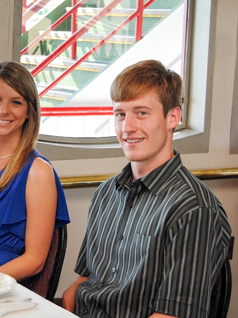 Guests enjoying brunch on the Steamboat Natchez with river view.