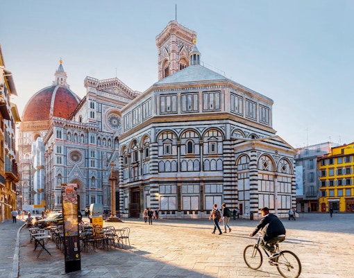 Circle Piazza del Duomo