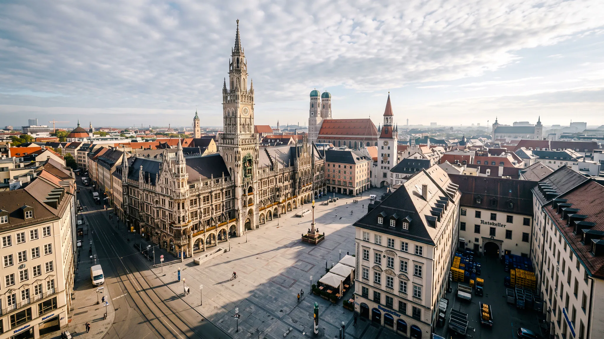 Marienplatz with Neues Rathaus in Munich, part of the Exclusive Munich Oktoberfest Origins Walking Tour.