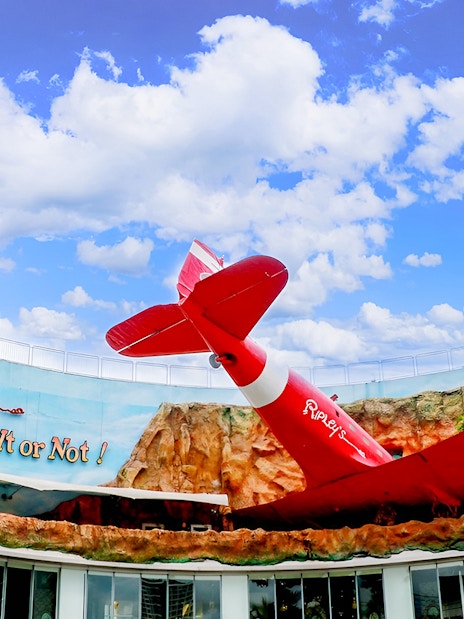 Ripley's Believe It Or Not! Museum entrance with red airplane display.