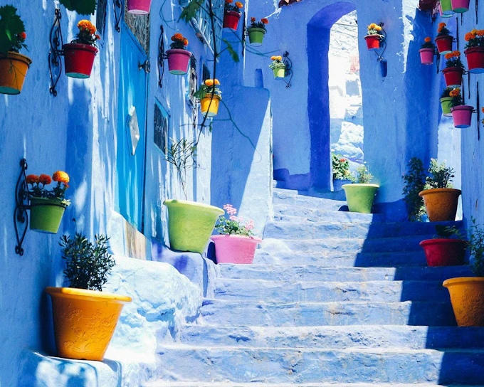 From Casablanca by Train: 2-Day Tangier & Chefchaouen Tour with Overnight in Tangier