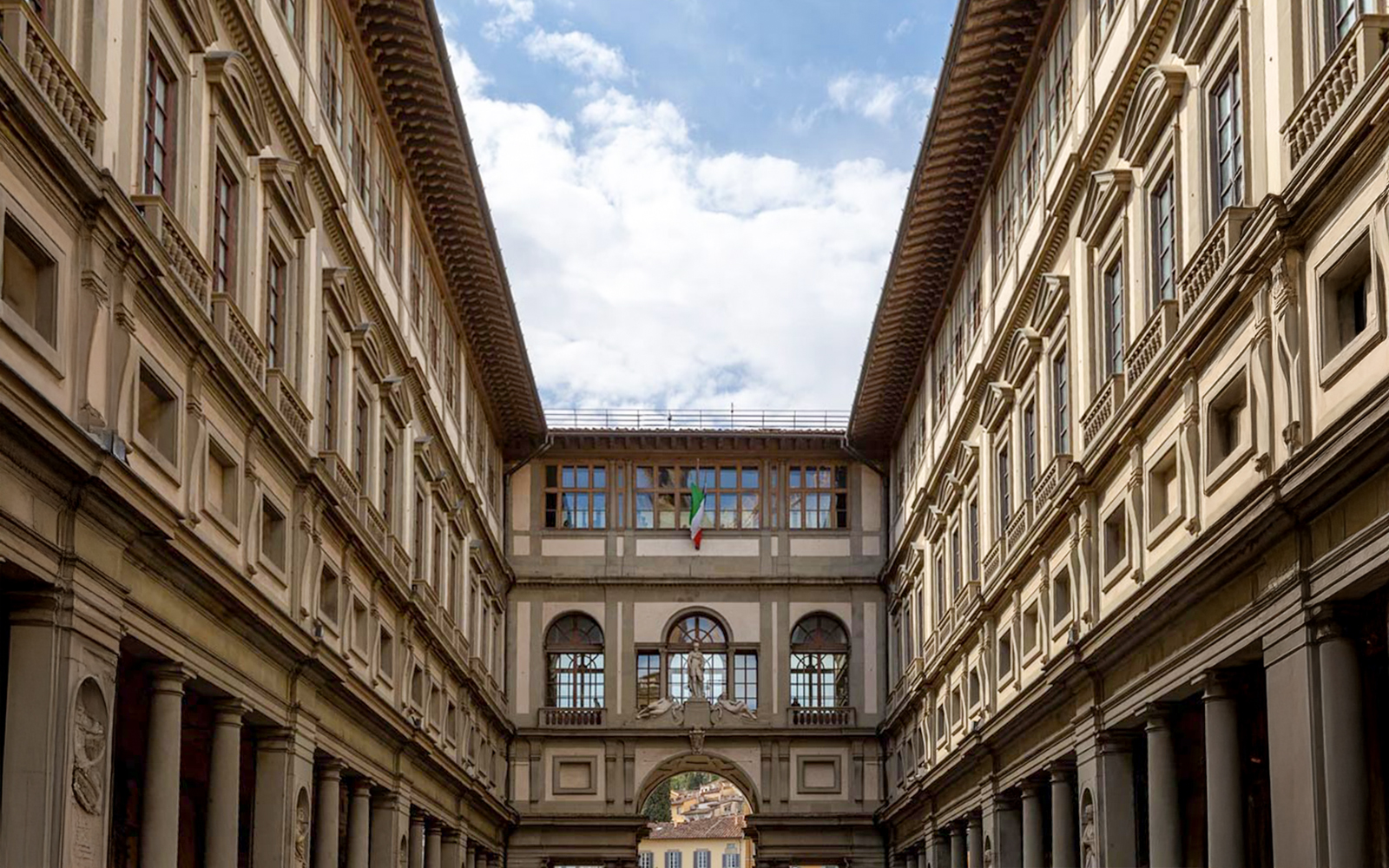 Uffizi Gallery courtyard view, Florence, Italy, showcasing Renaissance architecture.