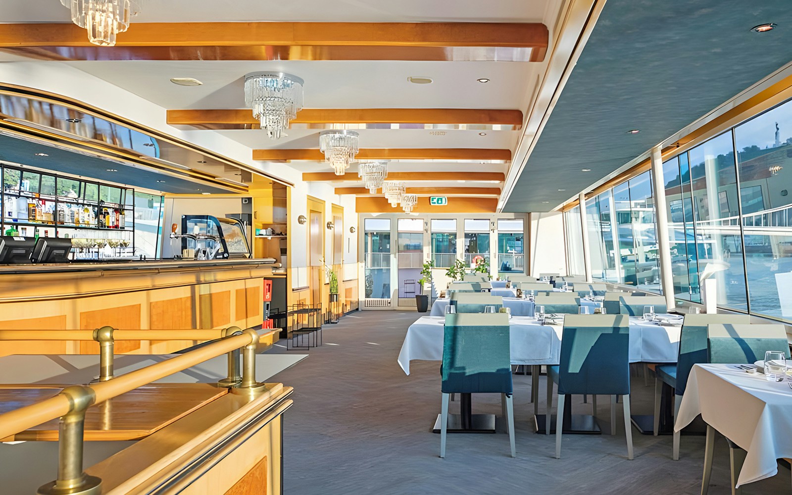 Why you should choose Budapest sightseeing cruises?