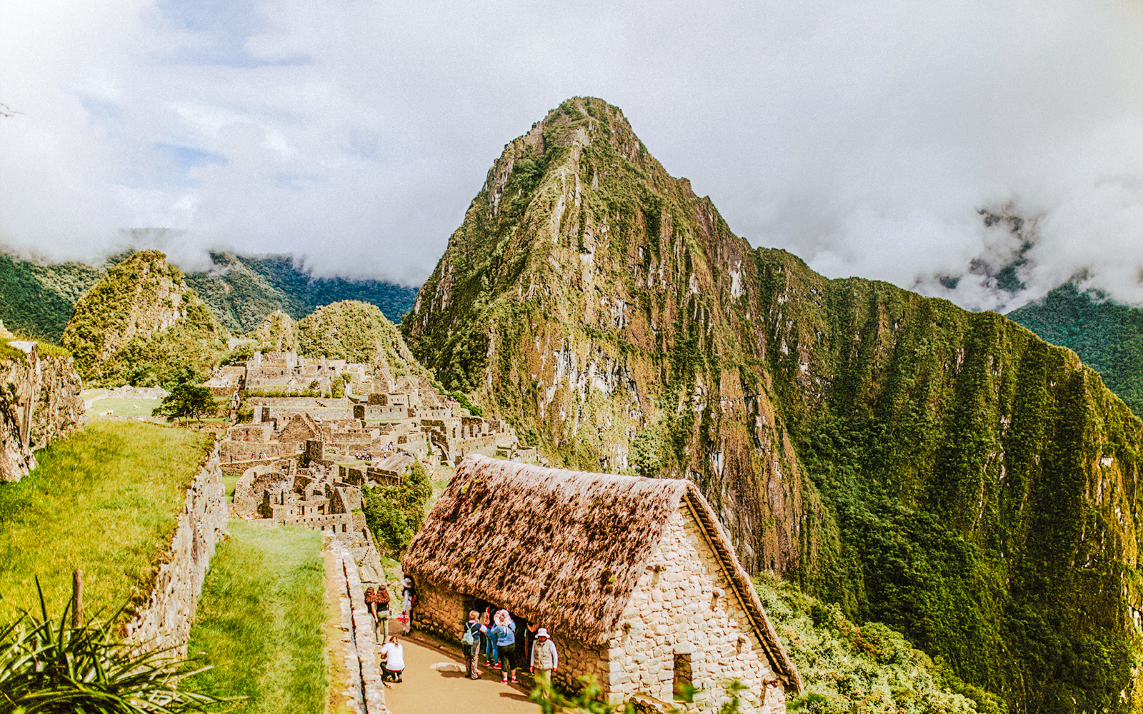Machu Picchu ruins with Huayna Picchu mountain in the background, Peru.