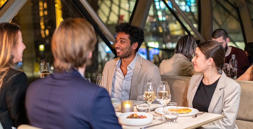 dinner at eiffel tower