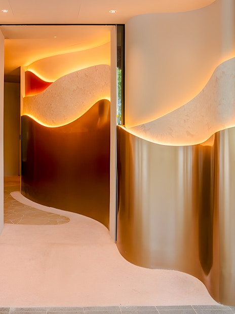 Entrance to Red House Seafood at Clarke Quay, Singapore, with vibrant wall art.