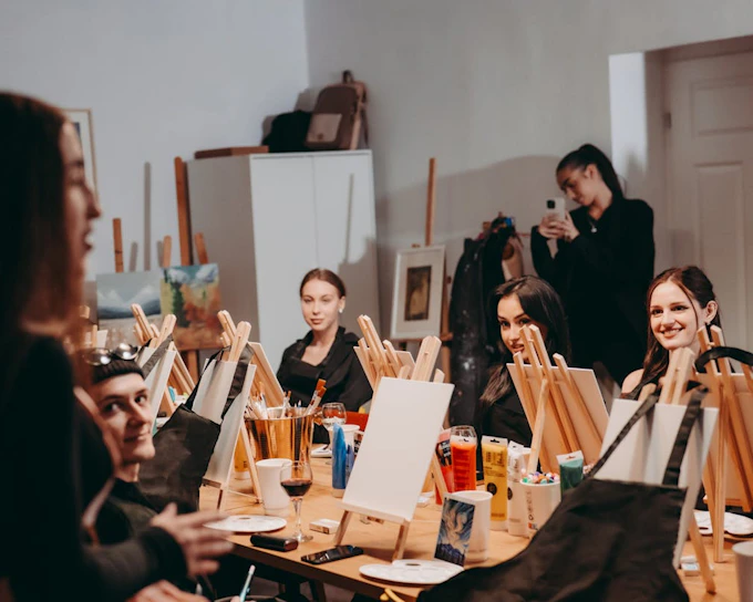 Krakow Sip & Paint Workshop with Unlimited Wine & Prosecco