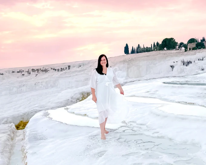 Pamukkale, Hierapolis and Salda Lake 2-Day Tour with Thermal Spa Hotel Stay