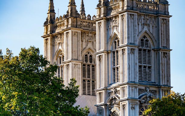 london westminster small-group guided walking tour and thames river cruise-3