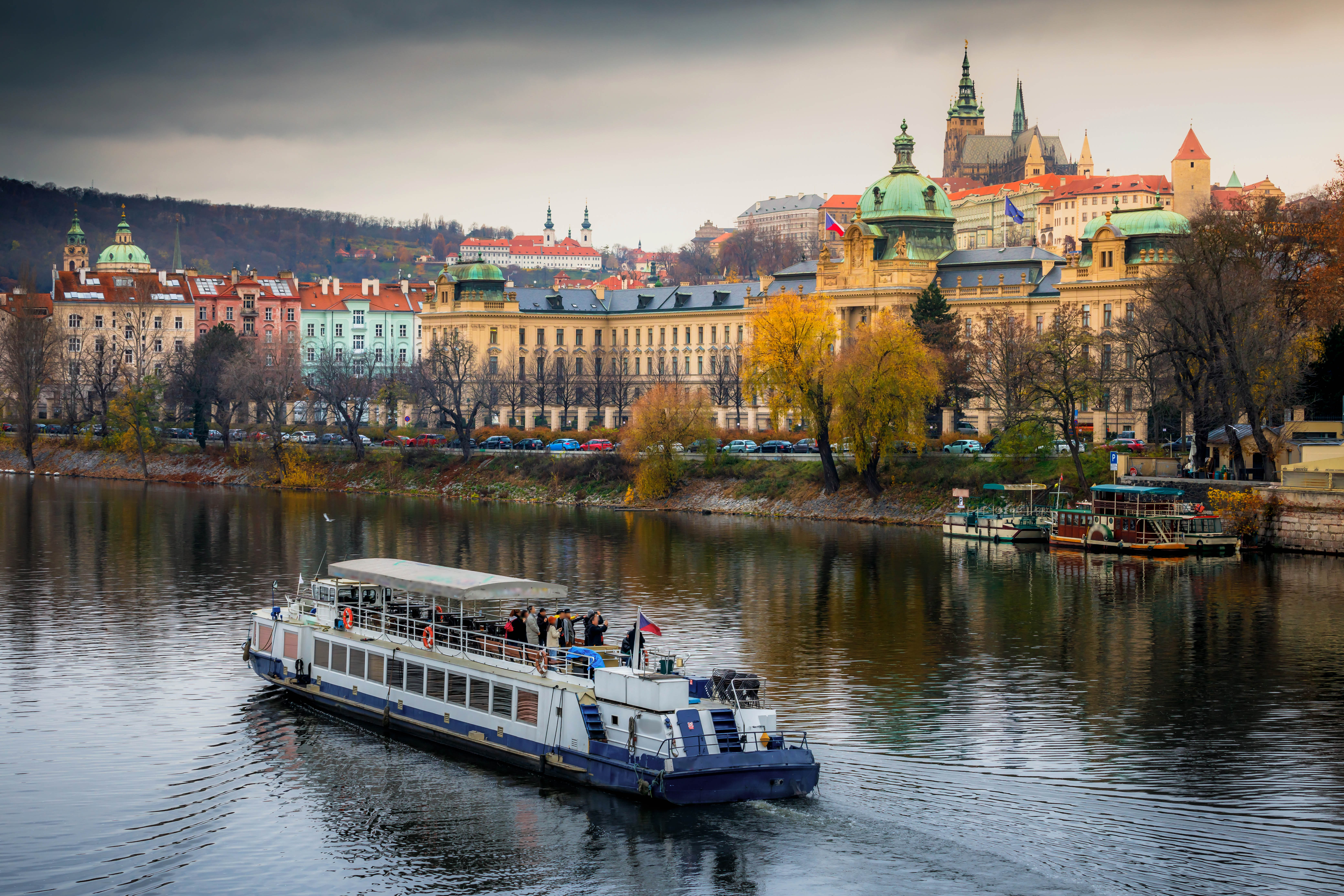 https://cdn-imgix.headout.com/media/images/5937dc88a6f63498b437bdb5e5a429de-This%20is%20a%20Photograph%20of%20Vltava%20River%20Cruise.jpg