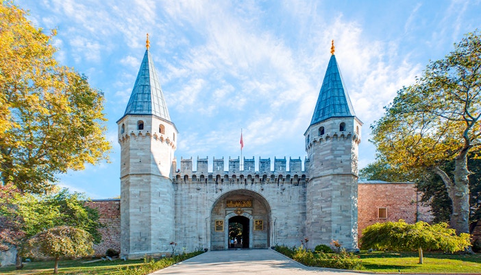 Topkapi Palace during daytime