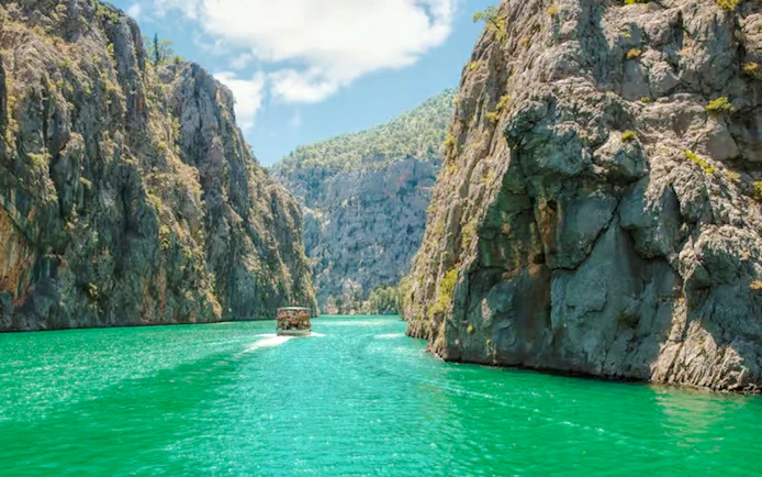 From Antalya: Green Canyon Boat Tour With Lunch, Soft Drinks and Round-Trip Hotel Transfers