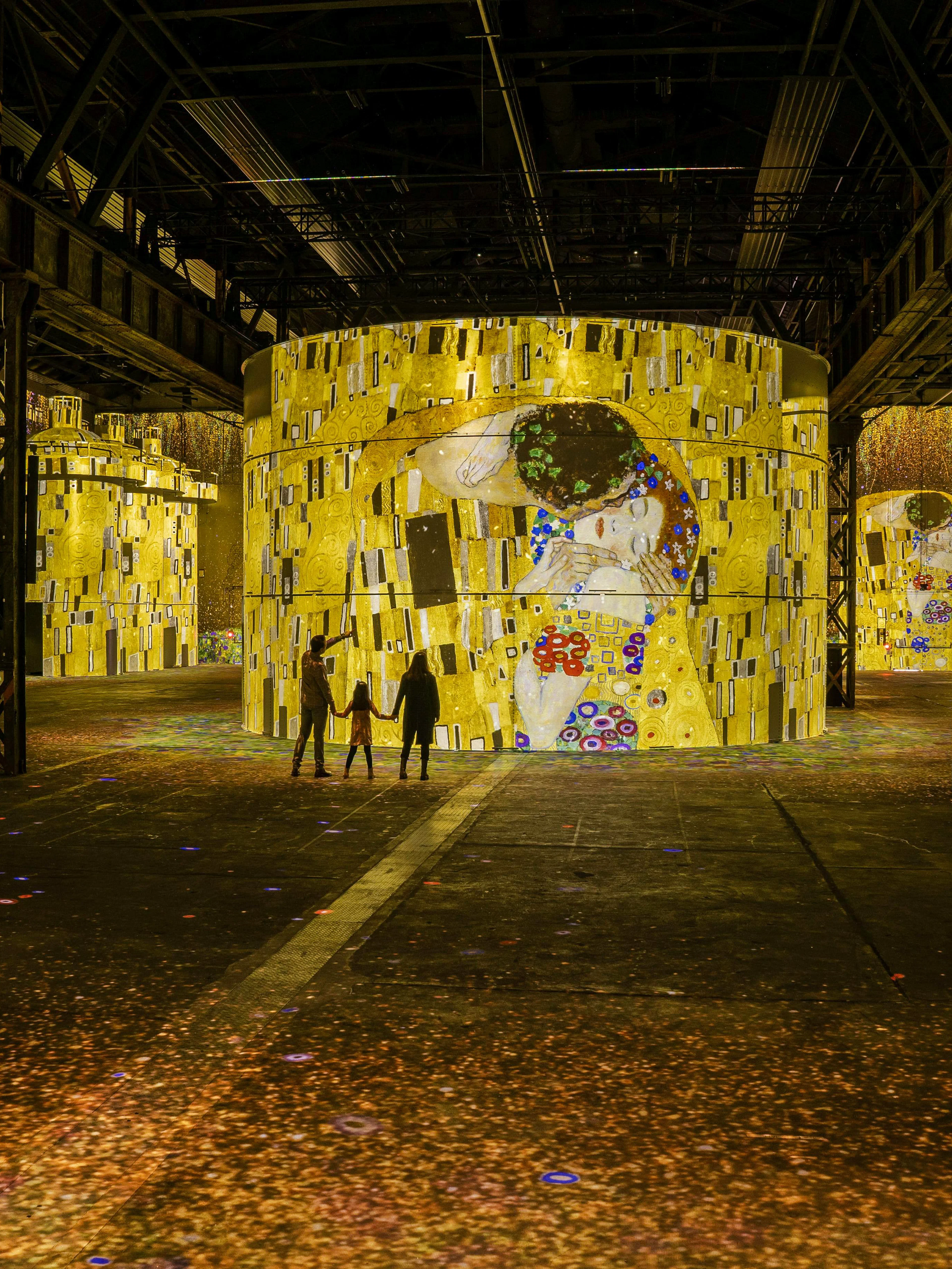 phoenix des lumières: gustav klimt – złoto i kolor-1