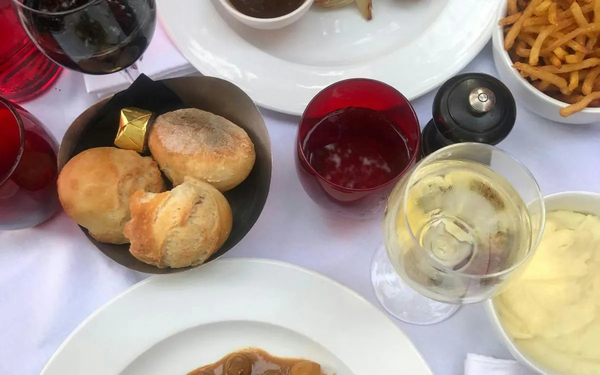 Paris Le Marais Small-Group Food Walking Tour with Tastings