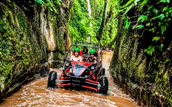 ubud off-road buggy-eventyr: dragehulen, vannfallstien og jungeltunnelen-2
