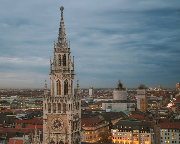 Hidden Gems of Munich: Self-Guided City Exploration Game