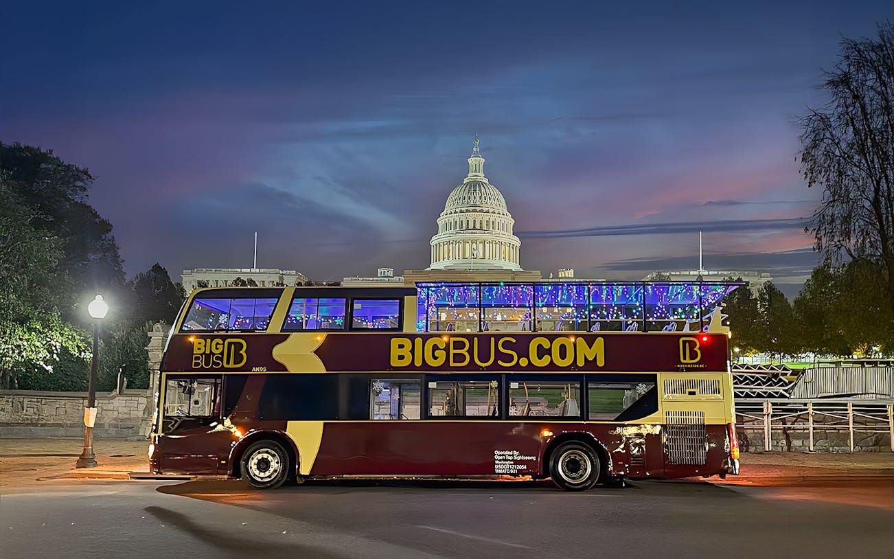 Big Bus tour with Christmas lights in front of the U.S. Capitol, Washington DC.