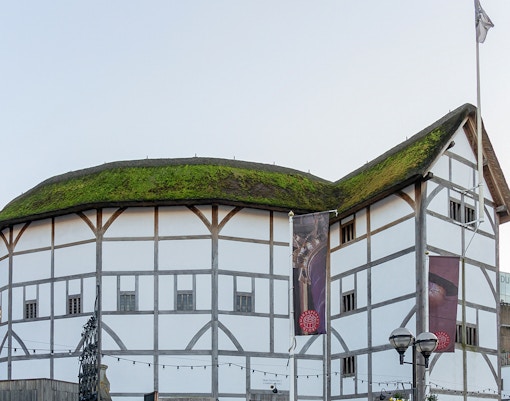 London Travel Guide - Shakespeare's Globe