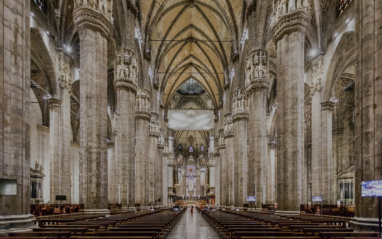 Duomo Milan, façade