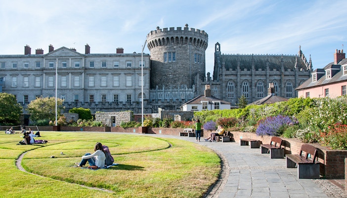 Dublin Castle Courtyard & Gardens Hop-on Hop-off Dublin