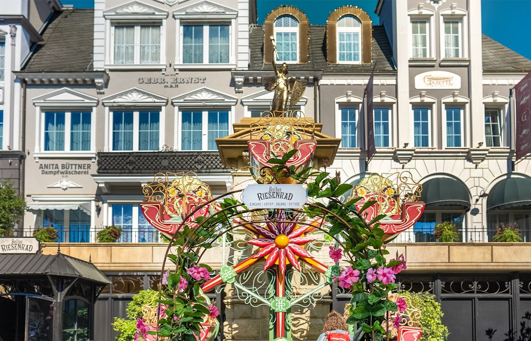 Bolles Riesenrad Ferris wheel at Berlin theme park in Phantasialand with colorful gondolas.