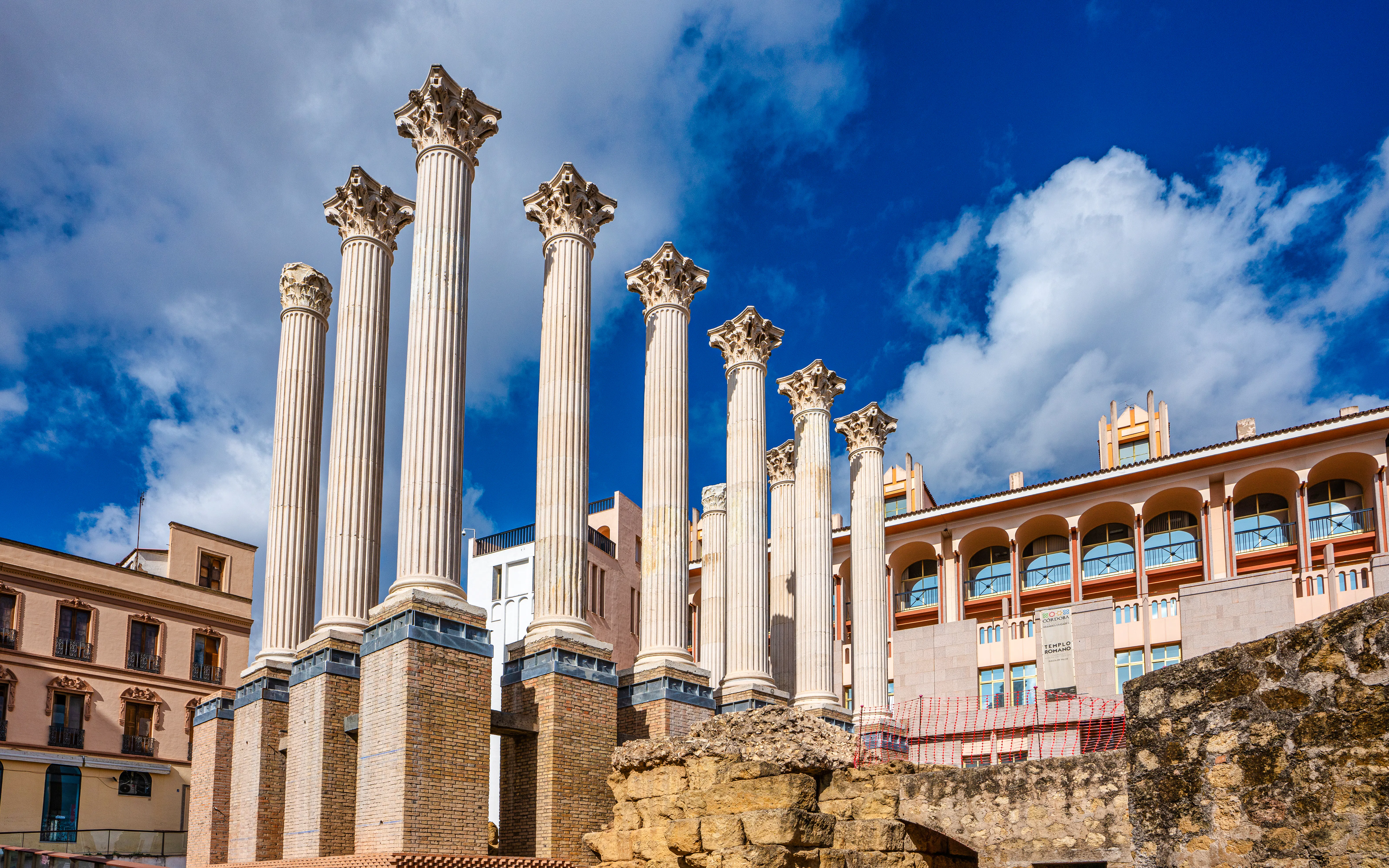 Ayuntamiento - Templo Romano	