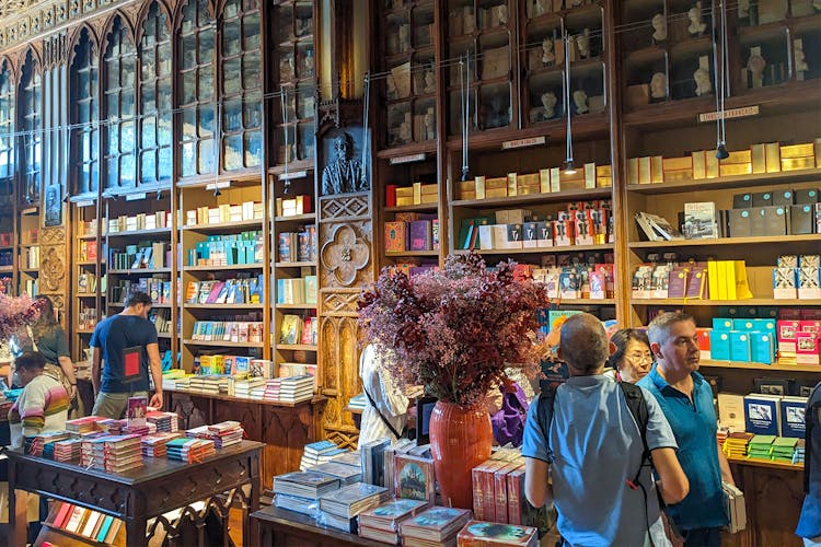 Lello Library