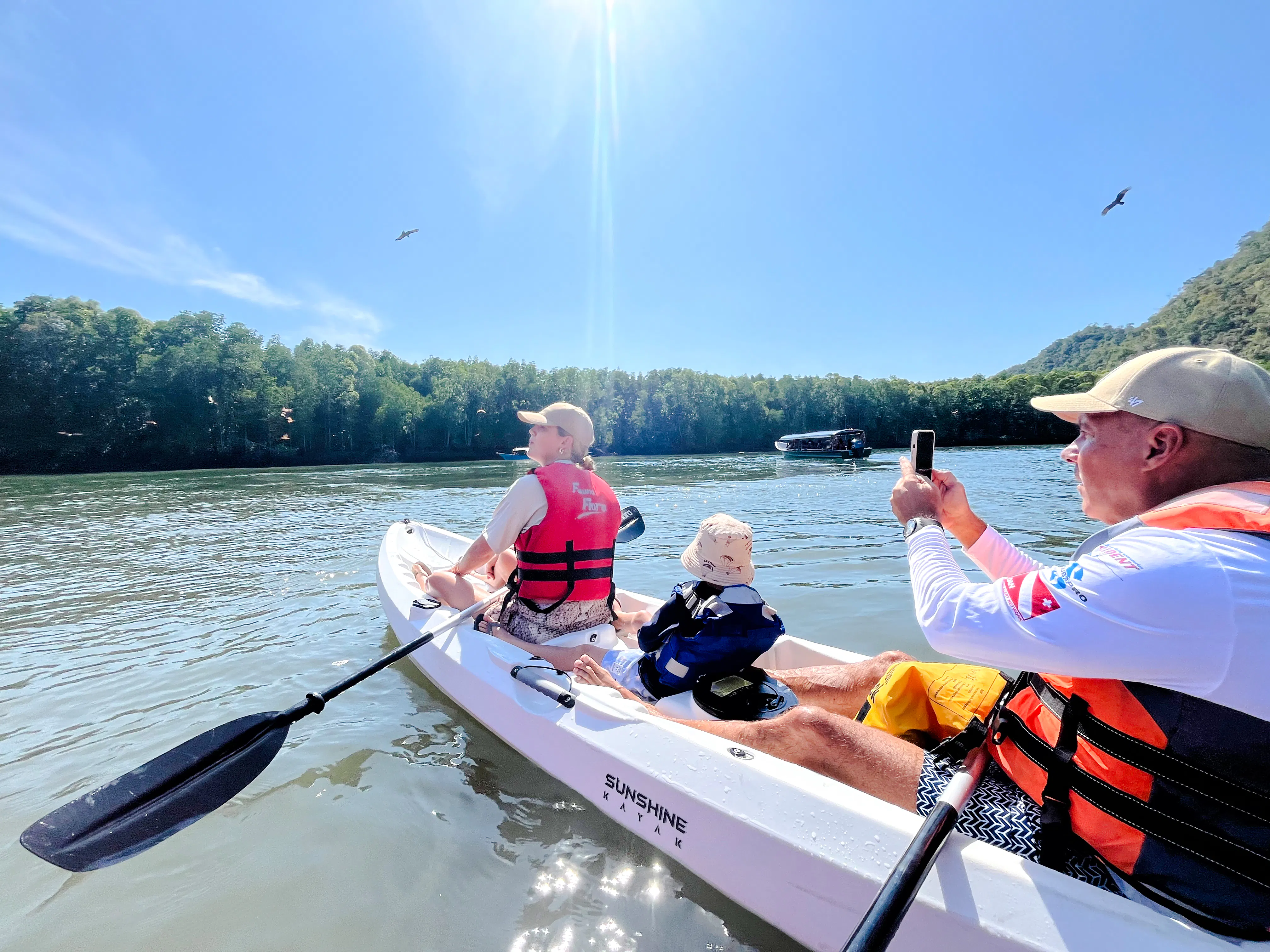 4 Hours Kilim Mangrove Kayaking Tour with Lunch