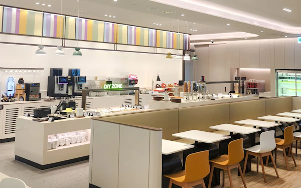 Seoul Incheon International Airport: SkyHub Lounge at the East Concourse