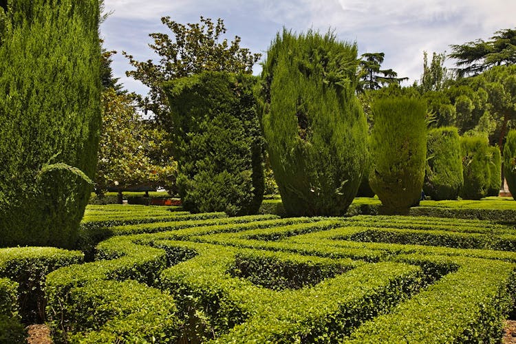 gardens of madrid palace