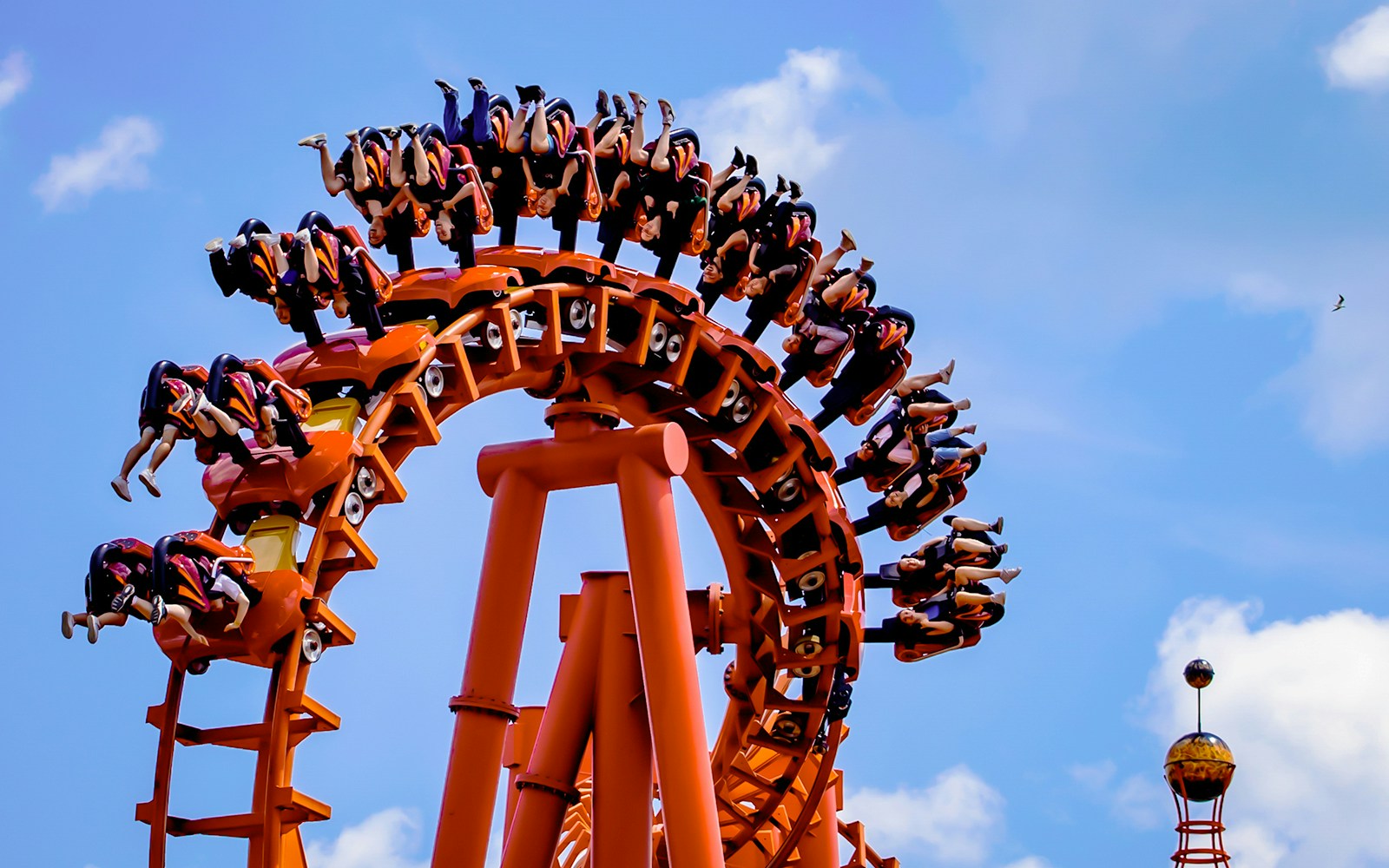 Mayan roller coaster Energylandia